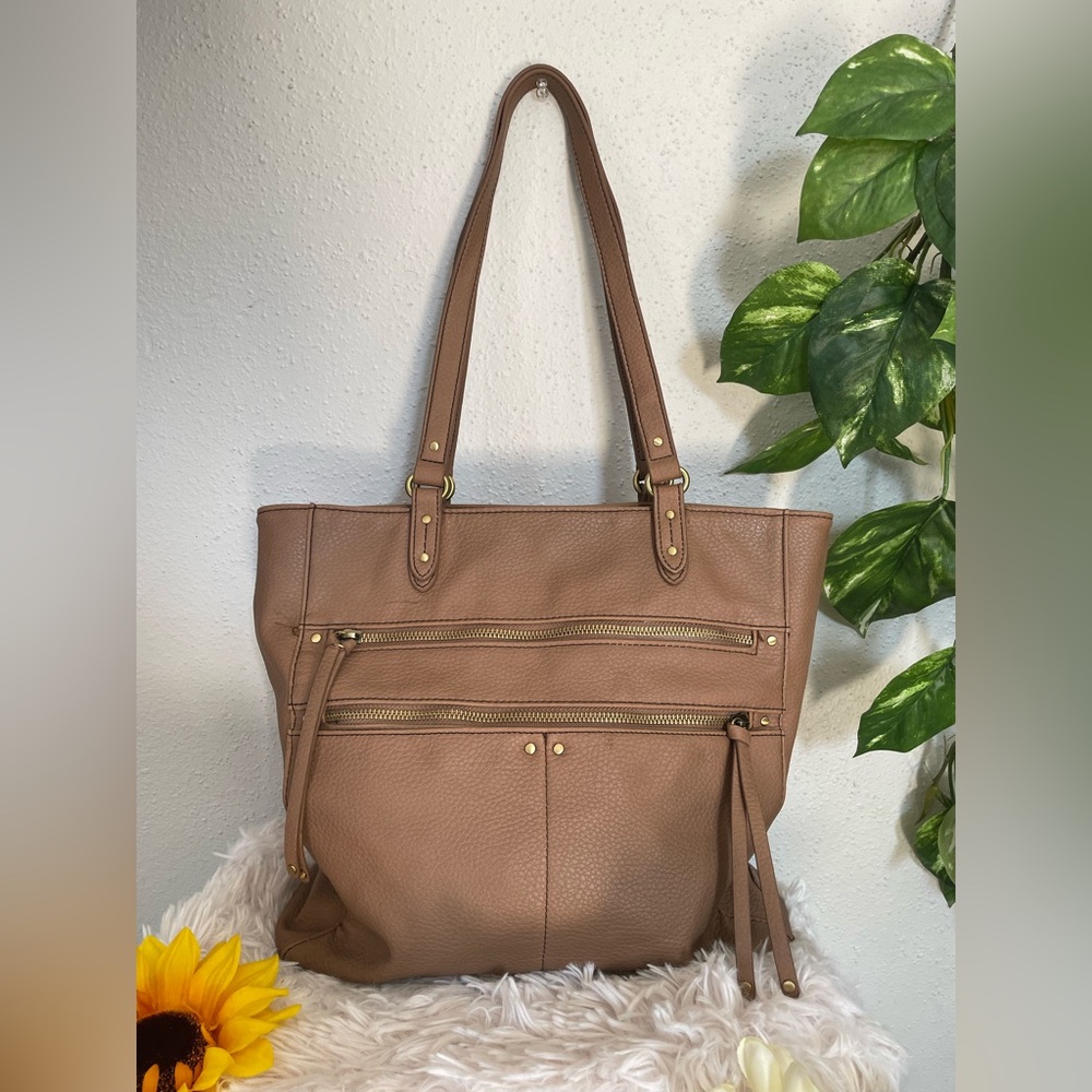 Relic Elegant camel color women’s Tote bag with very spacious front ziper